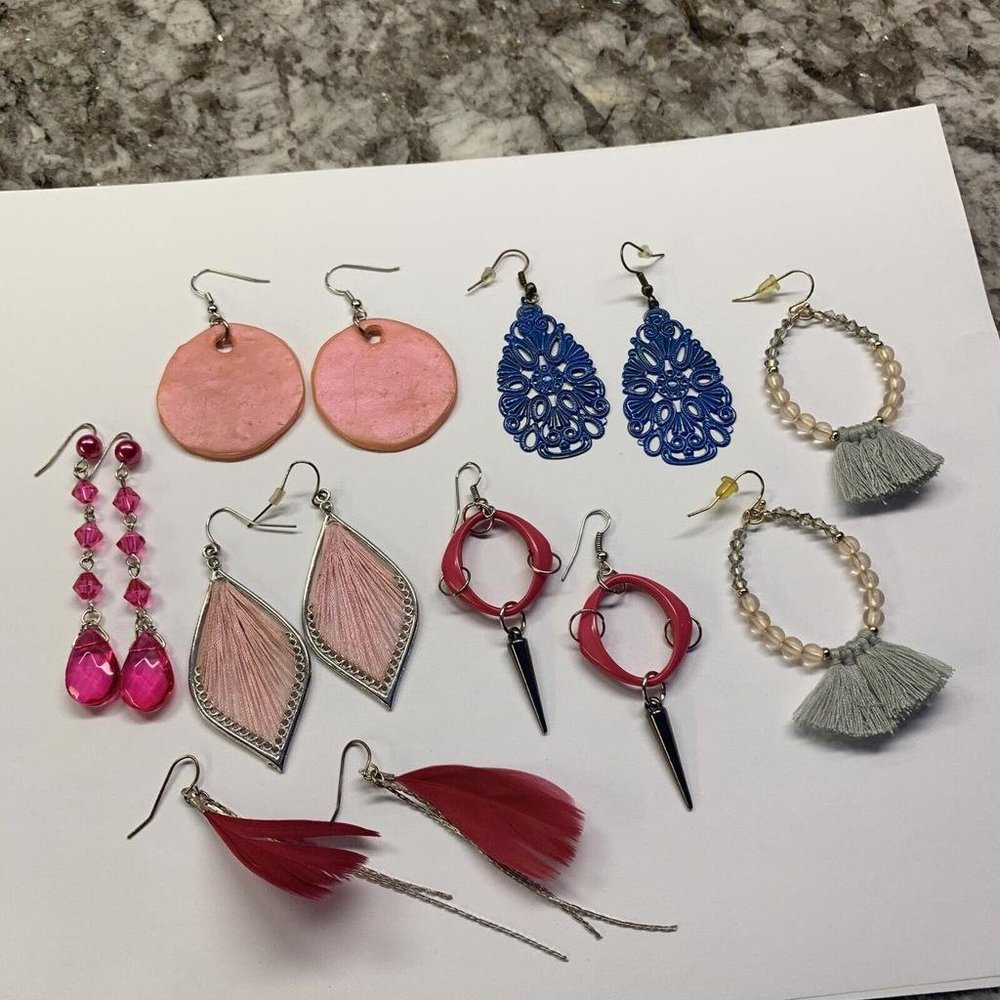 Lot Of 7 Costume Earrings Pierced Dangle / Drop - Mostly Pink
